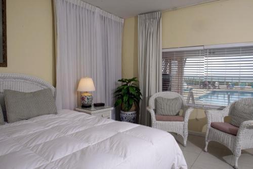 Villa Caprice Beachfront Hotel Lauderdale-by-the-Sea Room photo